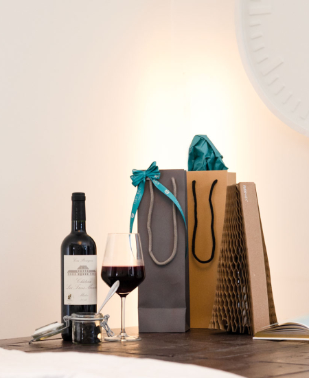 Ways to Reduce Landed Cost on Gift Bags