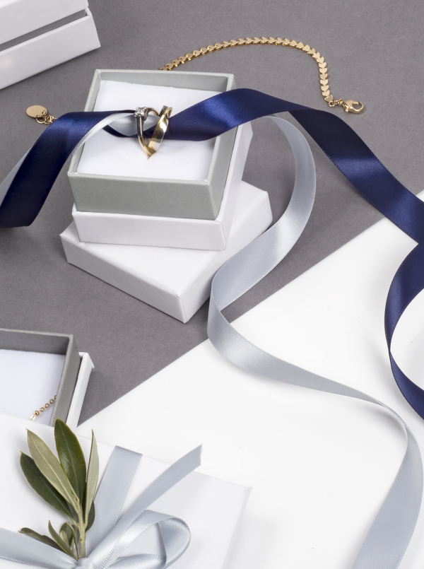 Shoulder Boxes That Stay Square & Feel Premium